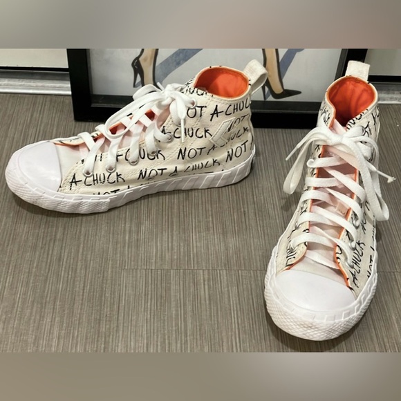Converse OG CTAS Hi Top Style # 373170C Unisex Youth in Cream color Size 3 - Picture 2 of 12